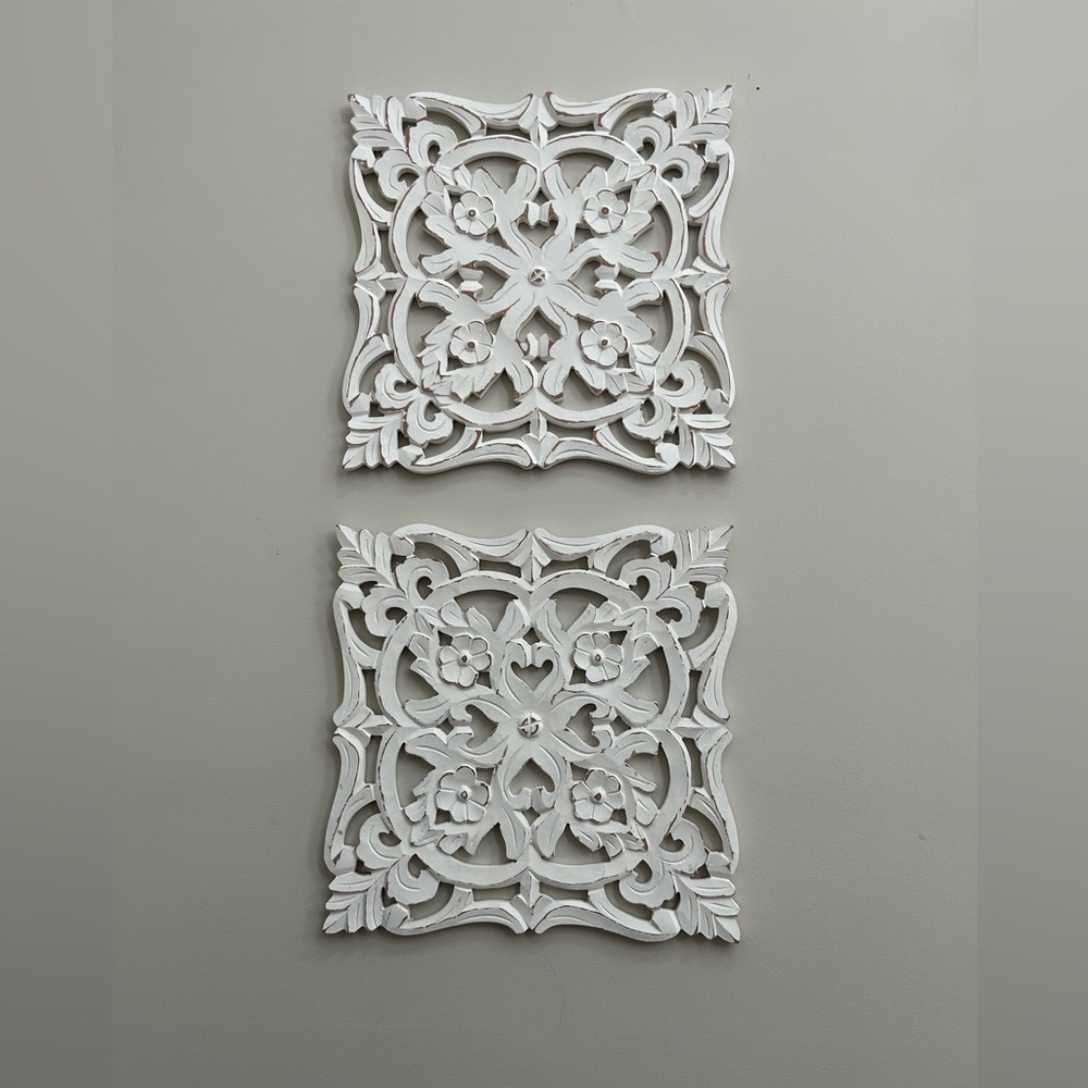 White wall decor